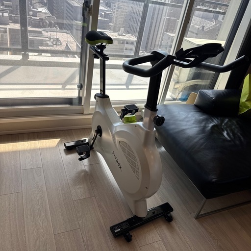 FIT BOX.   エアロバイク