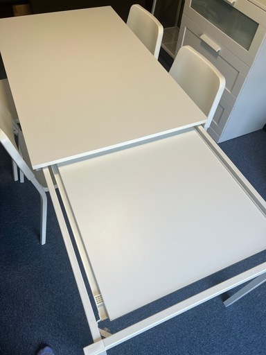 美品 IKEAイケア 伸縮式ダイニングテーブル❗️椅子4脚付き