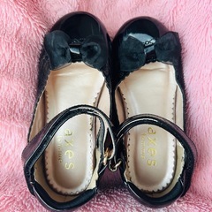 18センチ　ａｘｅｓ黒パンプスの画像