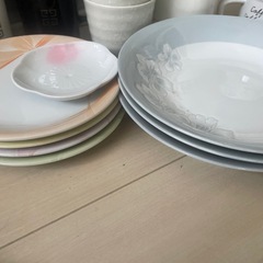 食器の画像