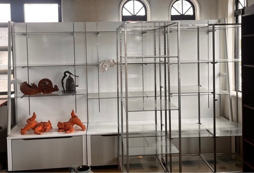 ガラスシェルフ　コレクション　棚　什器　ガラス　店舗　飾り