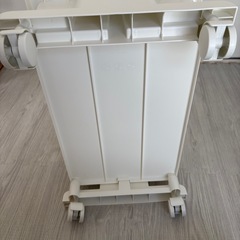 【美品】ワゴンの画像