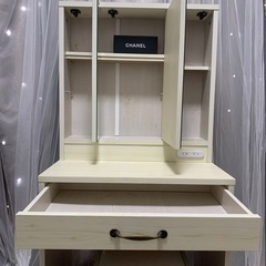 ドレッサー　三面鏡　スツール　収納　の画像