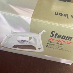 衣類スチーマーとアイロンの画像
