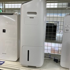 安心の6ヶ月保証付。【SHARP 除湿機　CV-PH140-W 2023年製　衣類乾燥機能　プラズマクラスター】取りに来れる方限定の画像