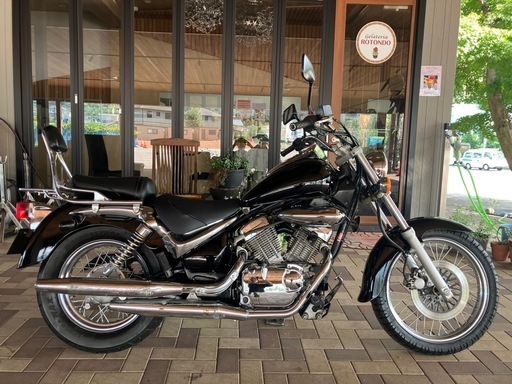 SUZUKI イントルーダーCL250 機関良好　オールペイント　フロントフォークOH フロントタイヤ新品交換　希少ハイバック兼キャリア装着