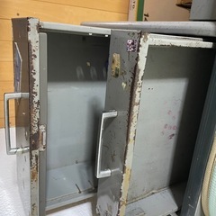 スチール机の画像
