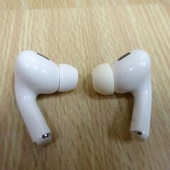 (MM-568)Apple AirPods Pro A2700第2世代 ワイヤレスイヤホン 中古の画像