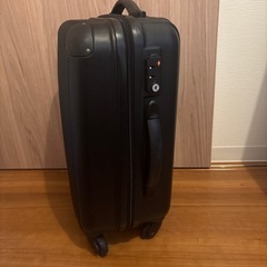 スーツケース　ブラックの画像
