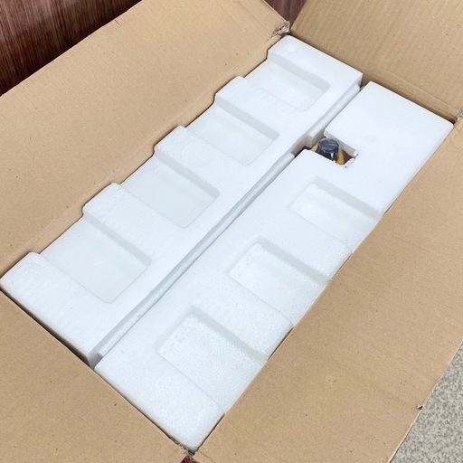 未使用 リョービ RYOBI 卓上バンドソー TBS-80 替刃付 【店頭引取限定】