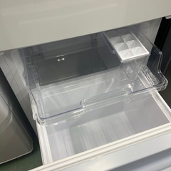 ジャングルジャングル貝塚店 152L 冷蔵庫 SHARP シャープ SJ-15E9 2022年製 2ドア 貝塚市 リユース リサイクルショップ 洗浄済みの画像
