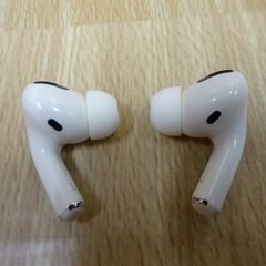 (MM-575)Apple AirPods Pro 第1世代 A2083 A2084 充電ケース A2190 中古の画像