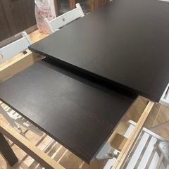 IKEA ダイニングテーブルセットの画像