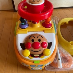 アンパンマン よくばりビジーカーの画像