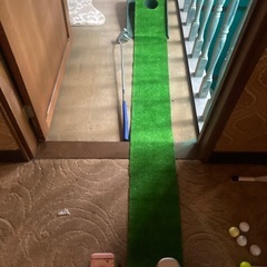 布団電気ストーブゴルフパター掃除機の画像