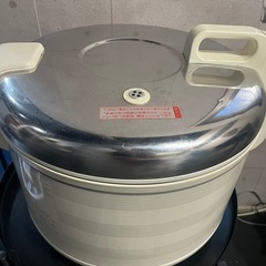 2.7炊き❕業務用炊飯器の画像