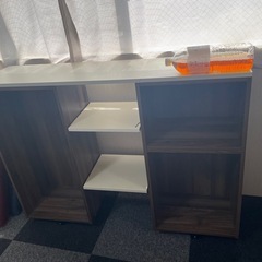 収納棚の画像