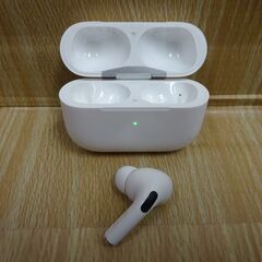 (MM-578)Apple AirPods Pro 第1世代 A2083 A2084 充電ケース A2190 片耳のみ 中古の画像
