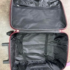 キャリーバッグ レッド ナイロン キャリーケース 鍵付き 機内持ち込み対応サイズの画像