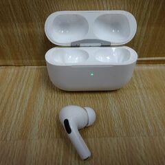(MM-582)Apple Airpods Pro 第1世代 A2190 ワイヤレスイヤホン 片耳のみ 中古の画像