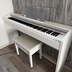 CASIO　px770WE電子ピアノ