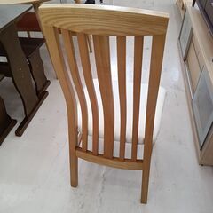 リユースのサカイ栃木店★ジモティ割あり★  椅子 ホワイト×ベージュ W45.5×D45×H101 クリーニング済み TC10714の画像