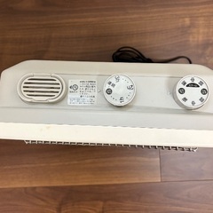 電気ストーブ 加湿機能付の画像