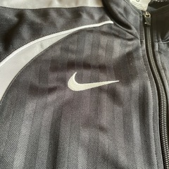 ナイキ　NIKE ジャージ　上　150 Mの画像