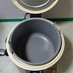 象印 電子ジャー ６Ｌ（中古品）の画像