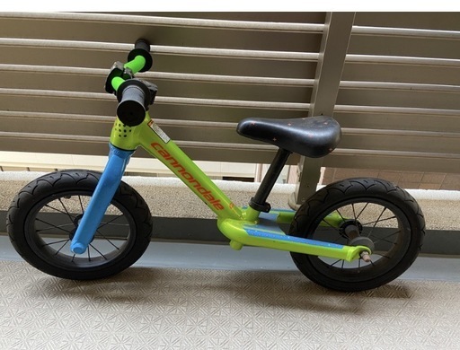 子供用自転車　キックバイク　
キャノンデール