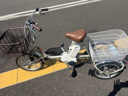 中古panasonic電動アシスト自転車3輪　バッテリー容量16Ah 防犯登録込み　仙台市内無料配達