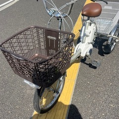 中古panasonic電動アシスト自転車3輪　バッテリー容量16Ah 防犯登録込み　仙台市内無料配達の画像