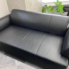 IKEA HEMLINGBY 2人掛けソファ①の画像