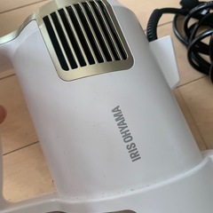 アイリス　掃除機(有線)の画像