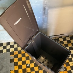 【RKGE】アスベル/ペダル式のゴミ箱/A6324-33/45L/中古品の画像