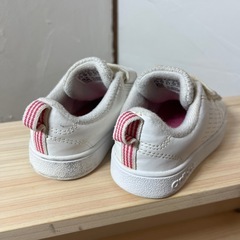 アディダス　adidas  の画像