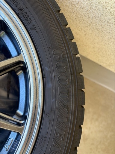 取引中　
ハスラー　スタッドレスタイヤ　165/60r15 GOODYEAR2021年製