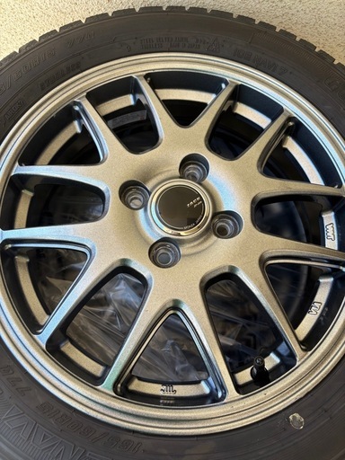 取引中　
ハスラー　スタッドレスタイヤ　165/60r15 GOODYEAR2021年製