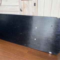 ハイエース　荷室窓パネルですの画像