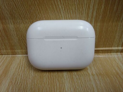 MM-562)Apple AirPods Pro 第1世代 A2083 A2084 充電ケース A2190 中古