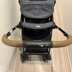 Aprica ベビーカー　横にスライドできる　目立った汚れなしの画像