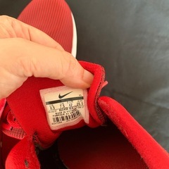 【新品】NIKE ランニングスニーカー　26.5cmの画像