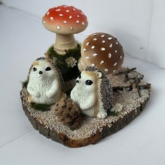 【ハンドメイド】季節の置物　秋　キノコとハリネズミの森の画像