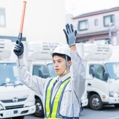 🚦【桑園駅エリア】シニアも学生も活躍中！日払いOKの交通誘導警備の画像