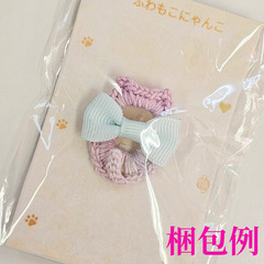 新品未使用 ハンドメイド ピンバッジ ピンク猫モチーフ 水色リボンの画像