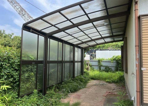 カーポート　壁付き