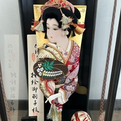 羽子板ケース付きの画像