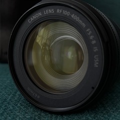一眼レフ　
canon RFマウントレンズ　100-400の画像