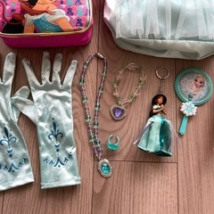 〈画像以外のグッズも追加します〉今月末まで Disneyプリンセス アラジン.リトルマーメイド.アナ雪 の画像