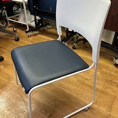 【リサイクルストアスターズ城西店】 【中古品】中央可鍛工業 MORループスタッキングチェア MO-27 ネイビーの画像